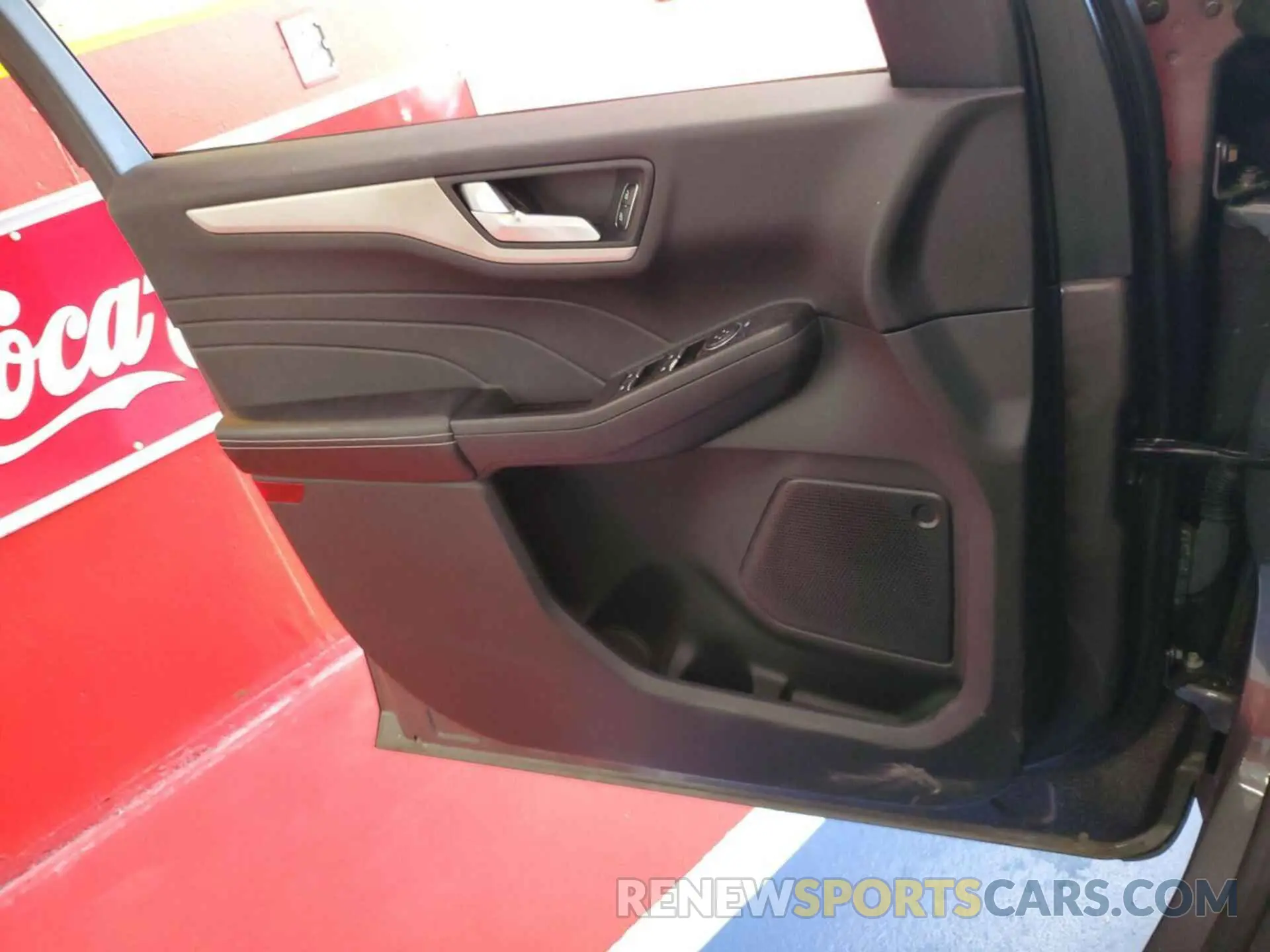 16 fotografías del automóvil dañado 1FMCU0BZXMUA53070 FORD ESCAPE 2021