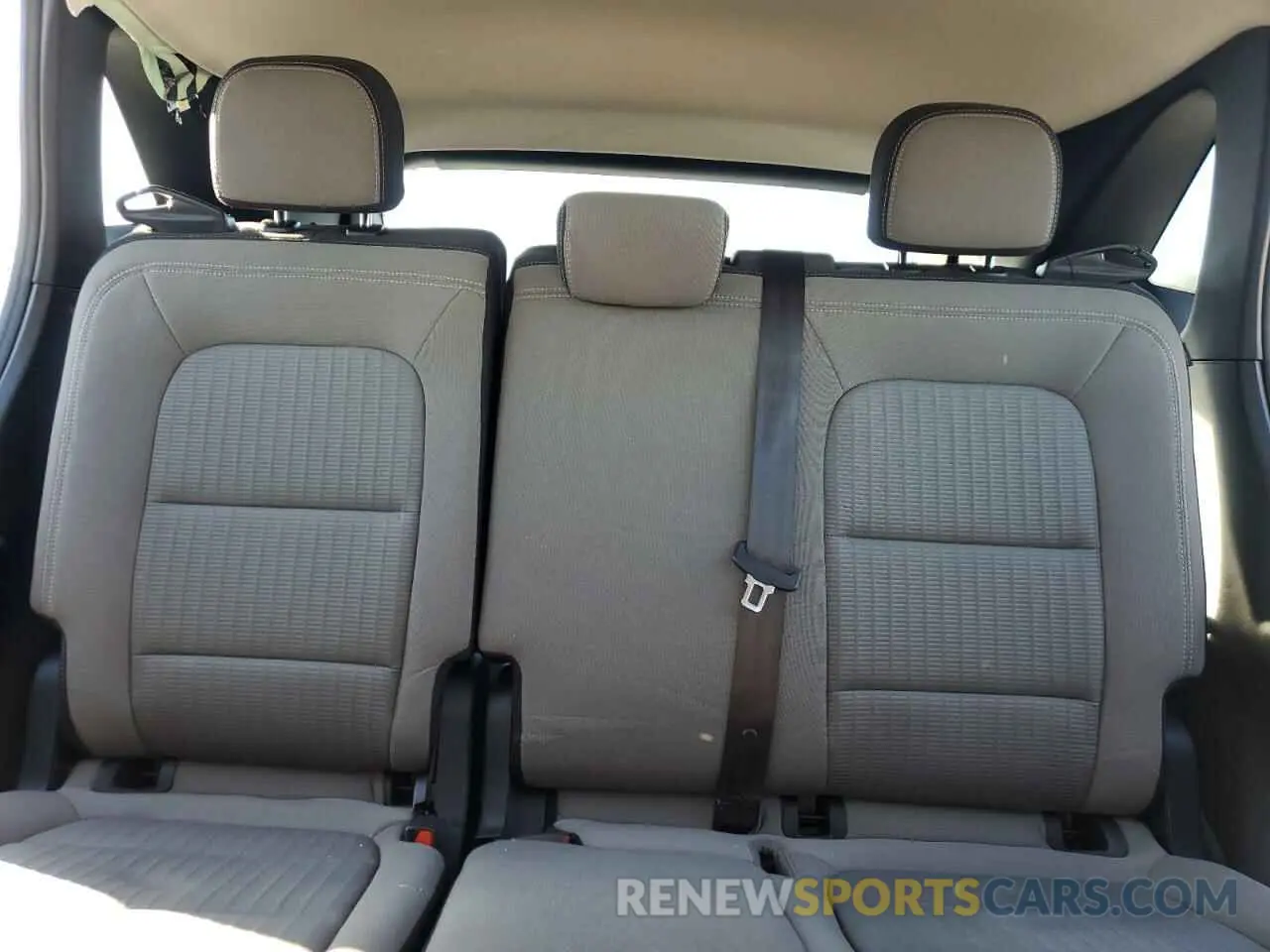 10 fotografías del automóvil dañado 1FMCU0F61MUA33502 FORD ESCAPE 2021