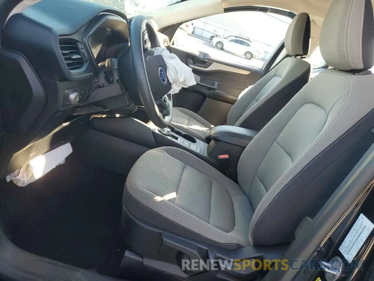 7 fotografías del automóvil dañado 1FMCU0F61MUA33502 FORD ESCAPE 2021