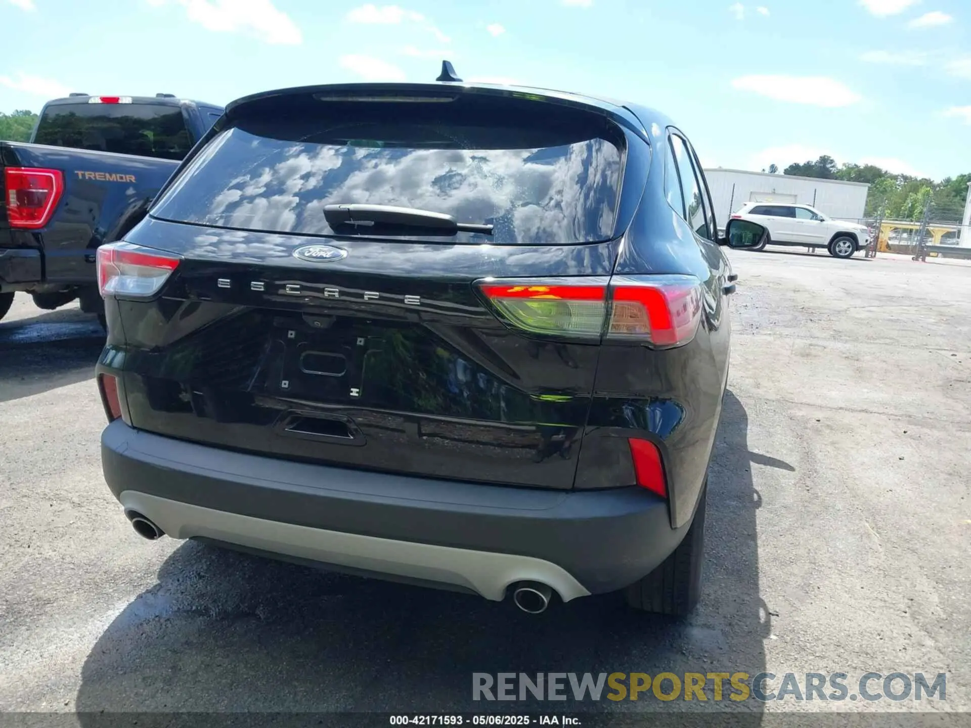 16 fotografías del automóvil dañado 1FMCU0F65MUA22969 FORD ESCAPE 2021
