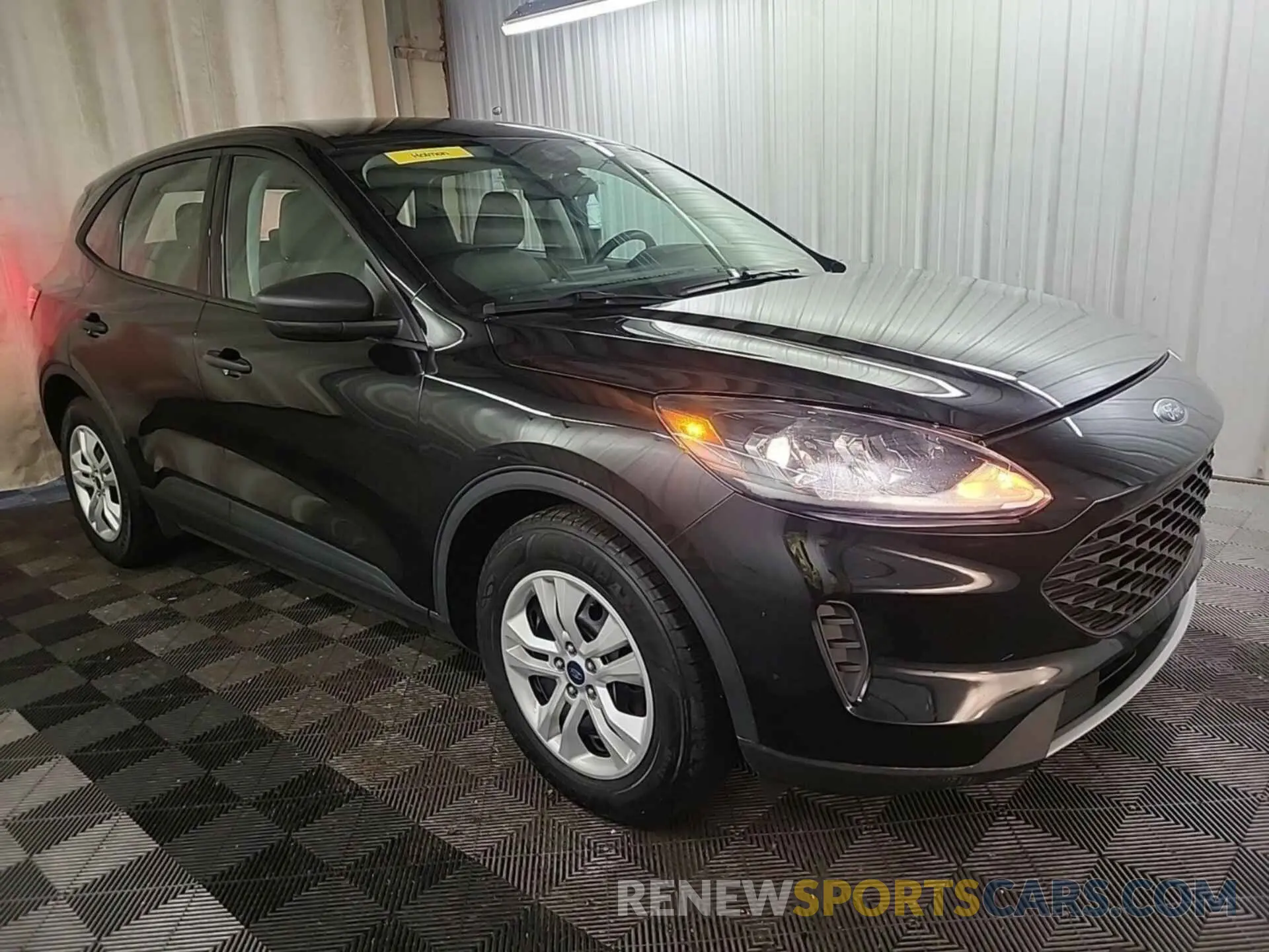 41 fotografías del automóvil dañado 1FMCU0F68MUA99044 FORD ESCAPE 2021