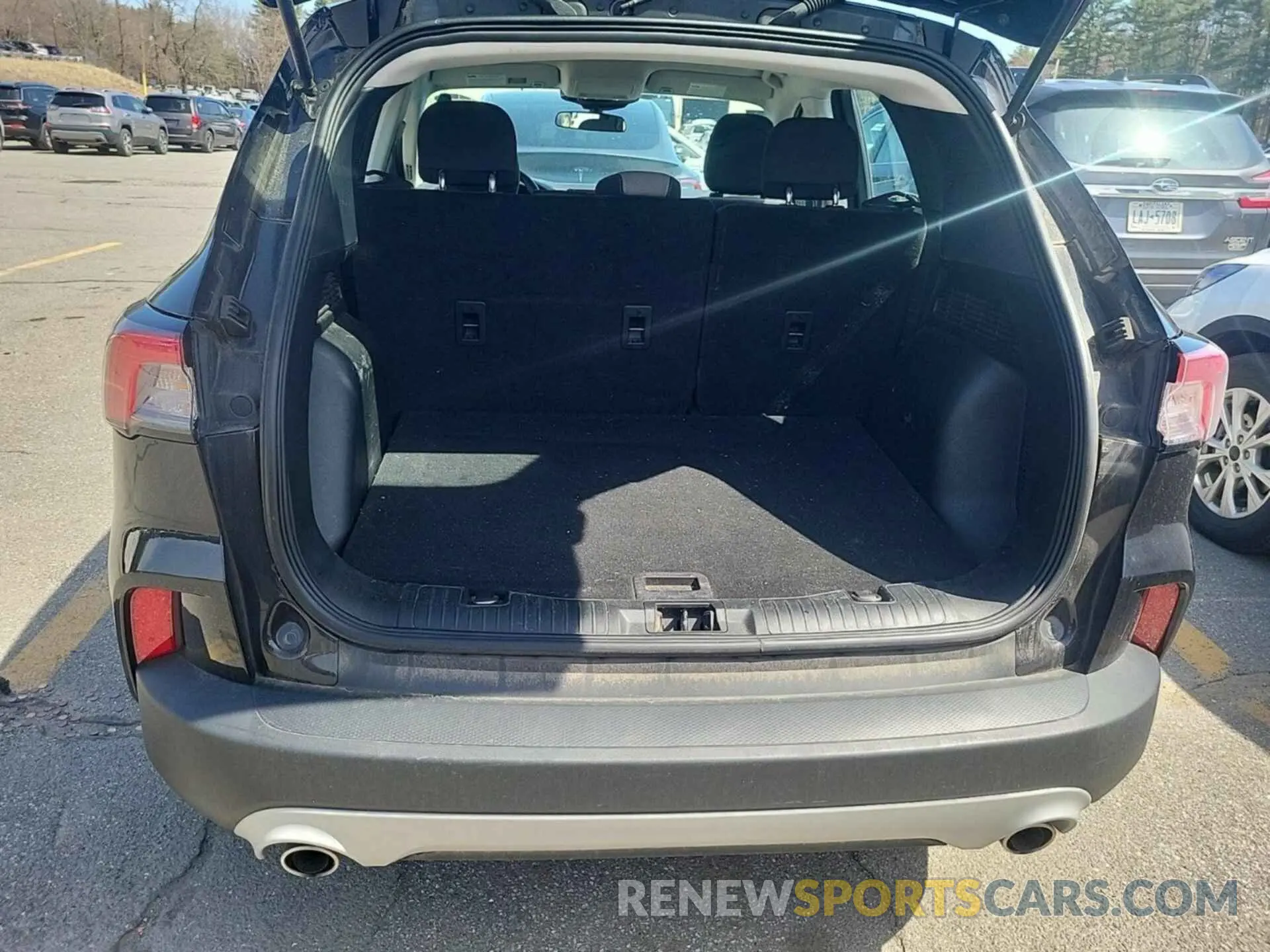 7 fotografías del automóvil dañado 1FMCU0F68MUA99044 FORD ESCAPE 2021