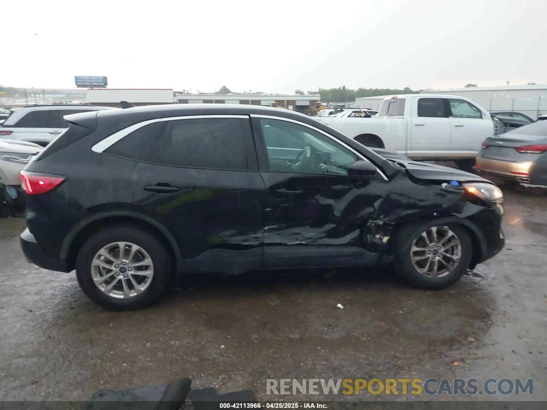 13 fotografías del automóvil dañado 1FMCU0G60MUA02997 FORD ESCAPE 2021