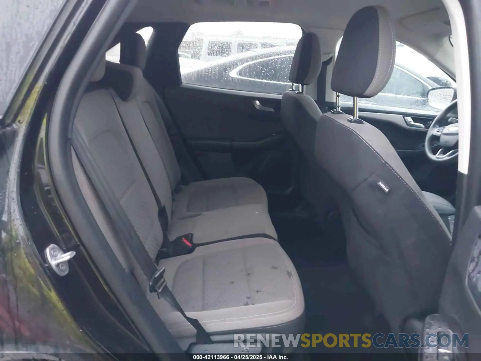8 fotografías del automóvil dañado 1FMCU0G60MUA02997 FORD ESCAPE 2021