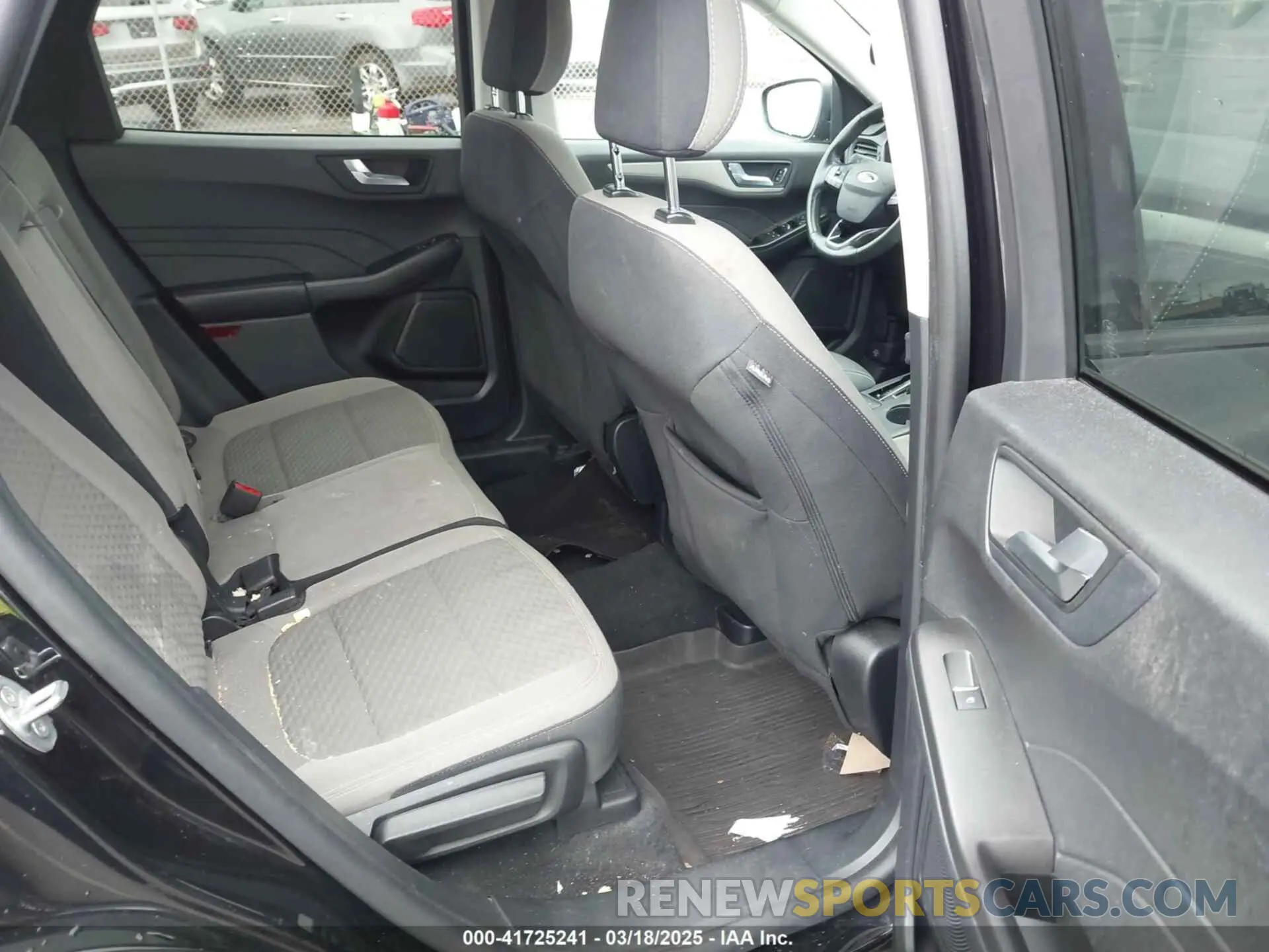 8 fotografías del automóvil dañado 1FMCU0G61MUA15936 FORD ESCAPE 2021