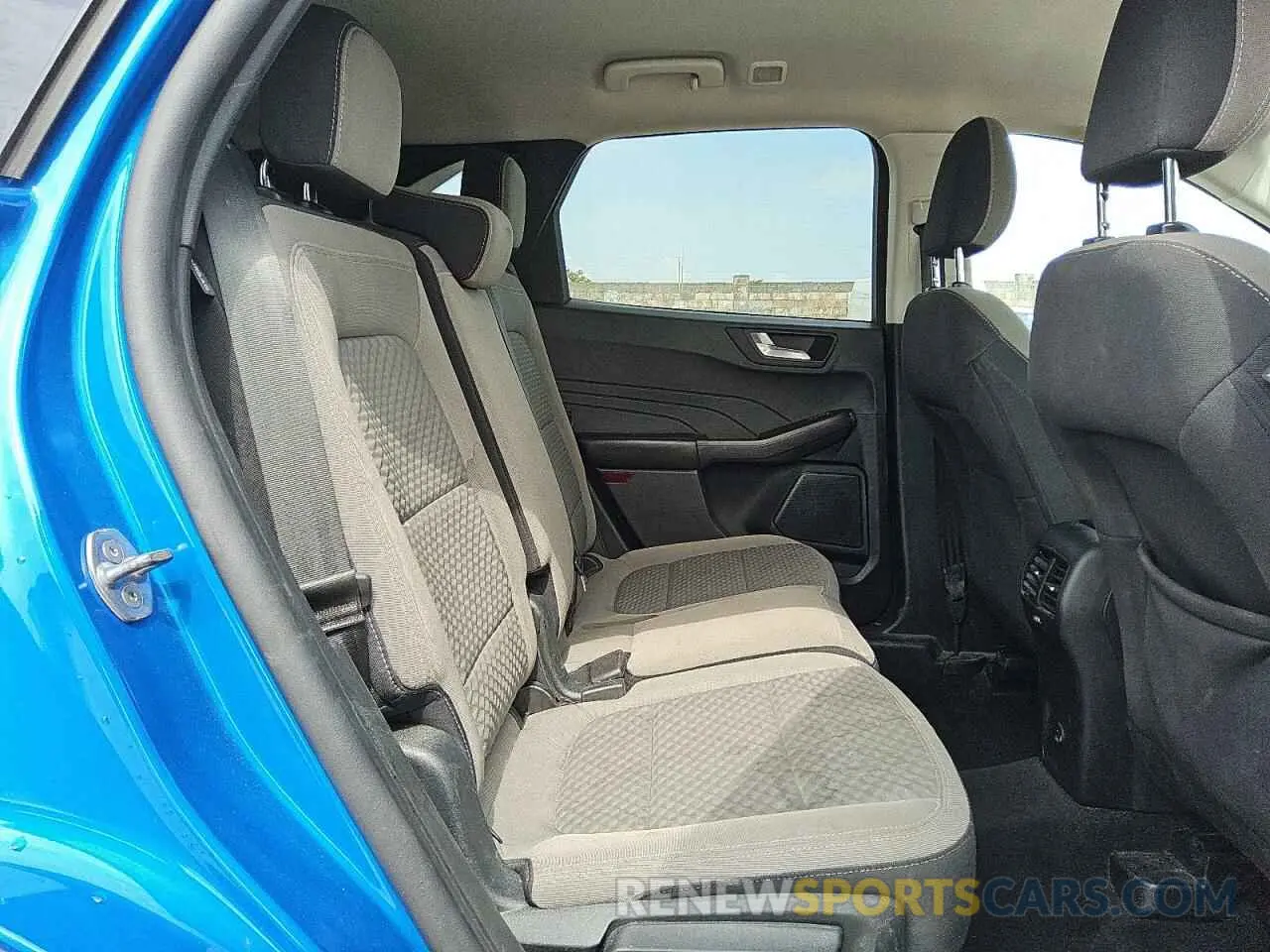 10 fotografías del automóvil dañado 1FMCU0G61MUA69897 FORD ESCAPE 2021
