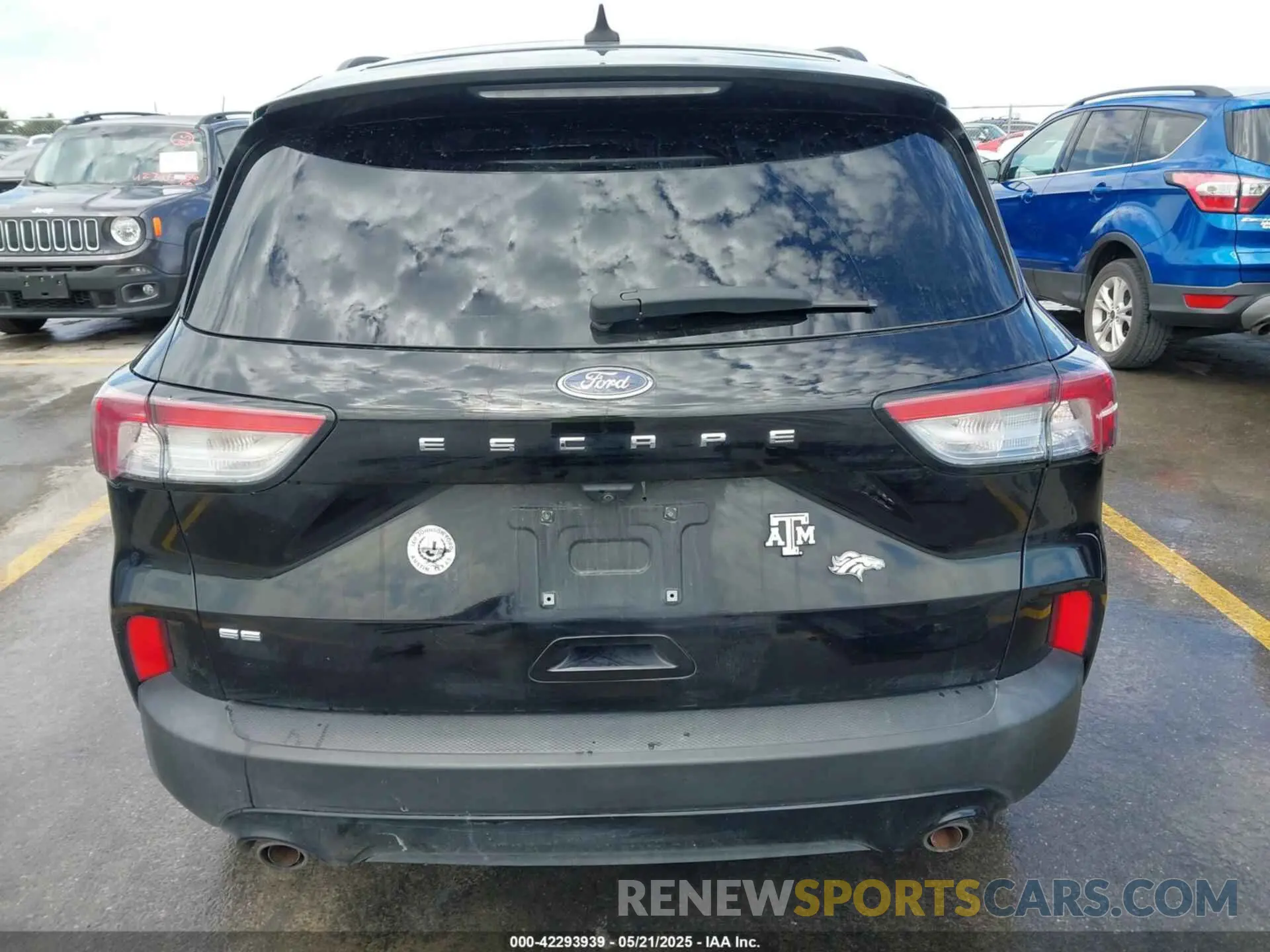 17 fotografías del automóvil dañado 1FMCU0G62MUA12575 FORD ESCAPE 2021