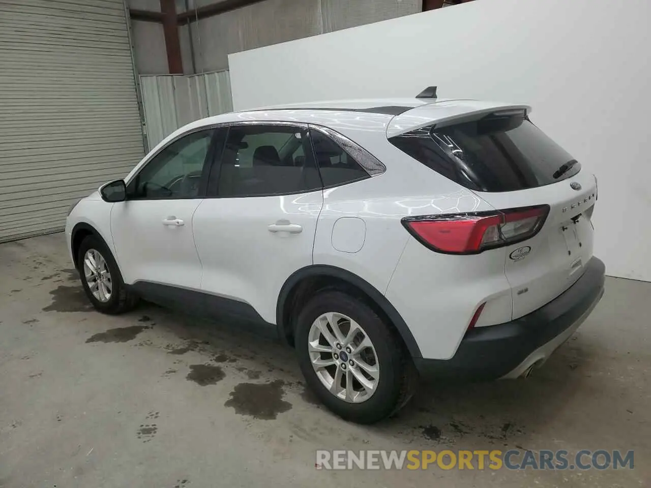 2 fotografías del automóvil dañado 1FMCU0G62MUA90841 FORD ESCAPE 2021