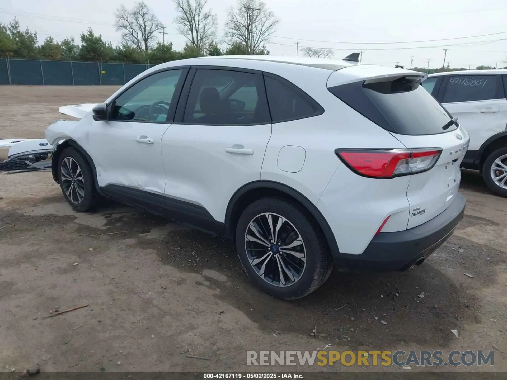 3 fotografías del automóvil dañado 1FMCU0G63MUA46962 FORD ESCAPE 2021