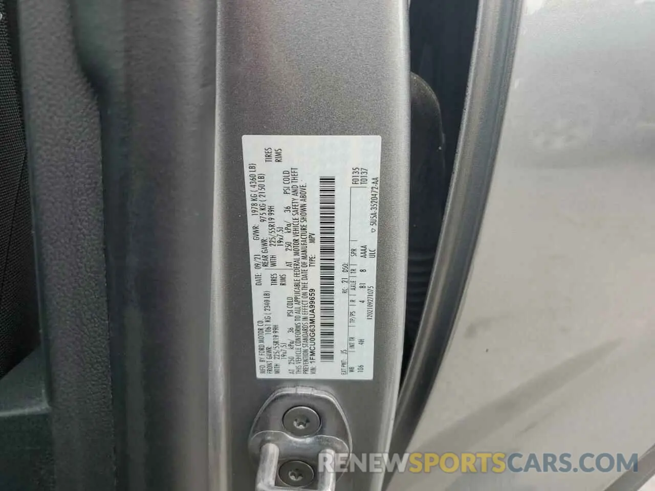 13 fotografías del automóvil dañado 1FMCU0G63MUA99659 FORD ESCAPE 2021