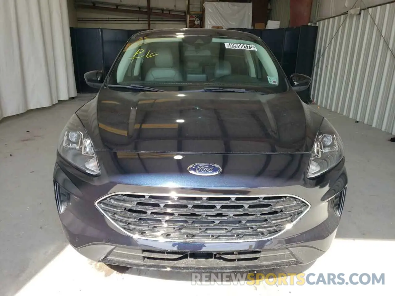 5 fotografías del automóvil dañado 1FMCU0G65MUA46963 FORD ESCAPE 2021