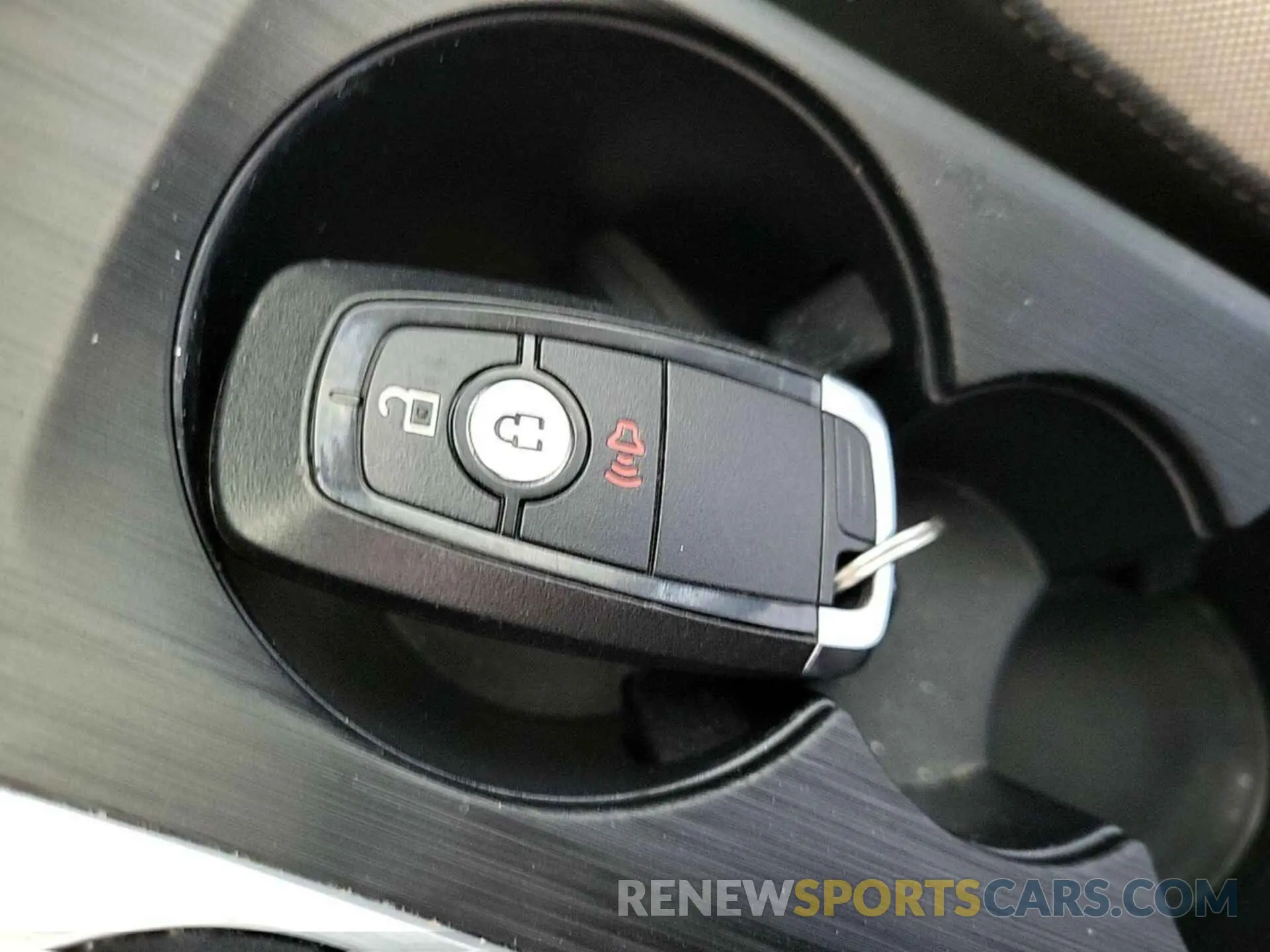 9 fotografías del automóvil dañado 1FMCU0G66MUA03118 FORD ESCAPE 2021