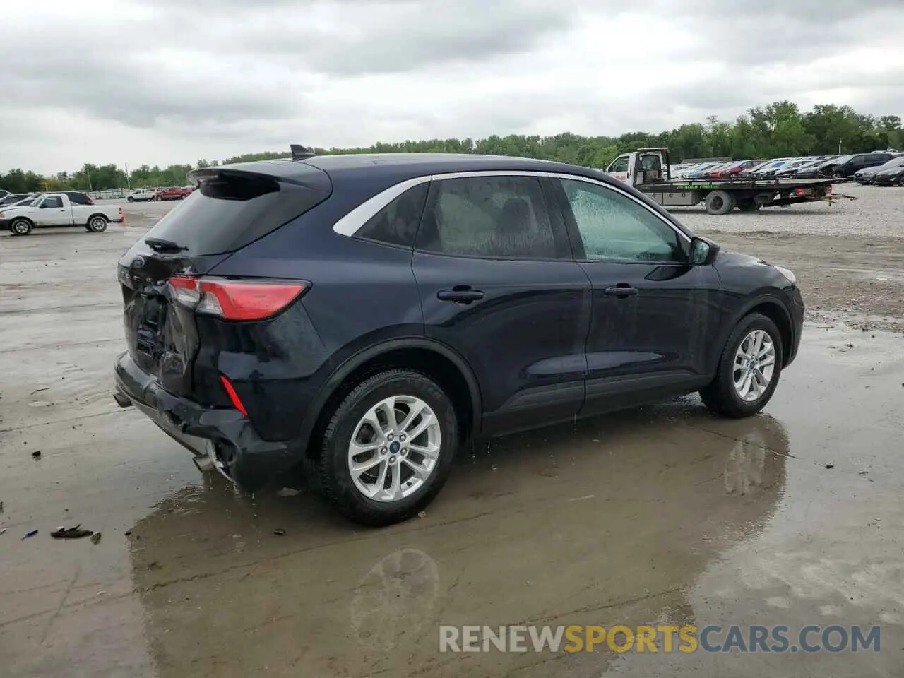 3 fotografías del automóvil dañado 1FMCU0G66MUA68471 FORD ESCAPE 2021