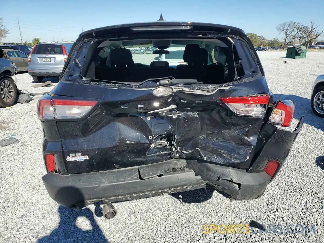 6 fotografías del automóvil dañado 1FMCU0G68MUA12435 FORD ESCAPE 2021