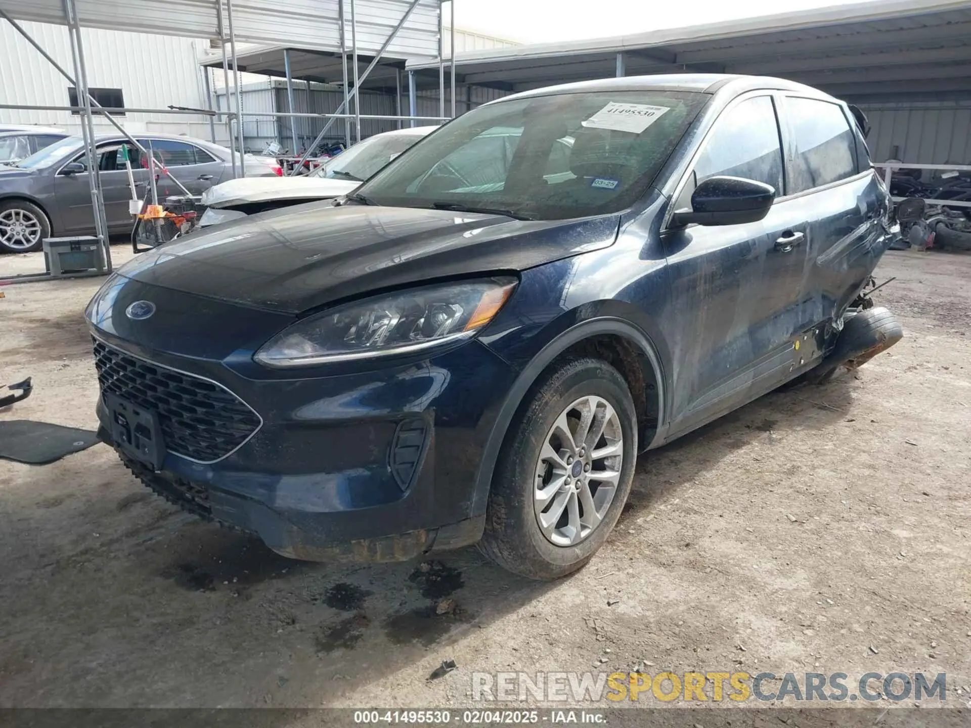 2 fotografías del automóvil dañado 1FMCU0G68MUB00398 FORD ESCAPE 2021