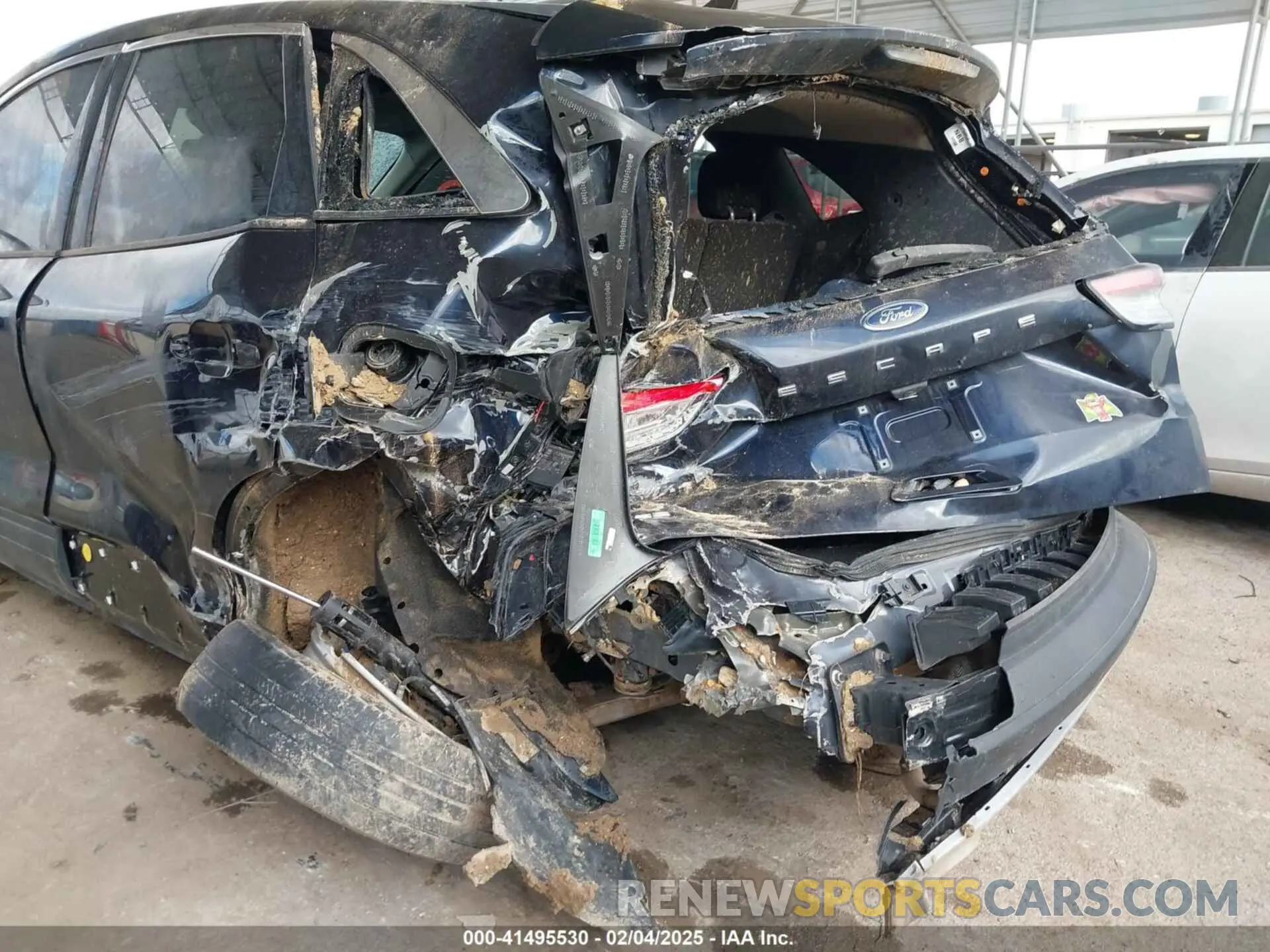 6 fotografías del automóvil dañado 1FMCU0G68MUB00398 FORD ESCAPE 2021