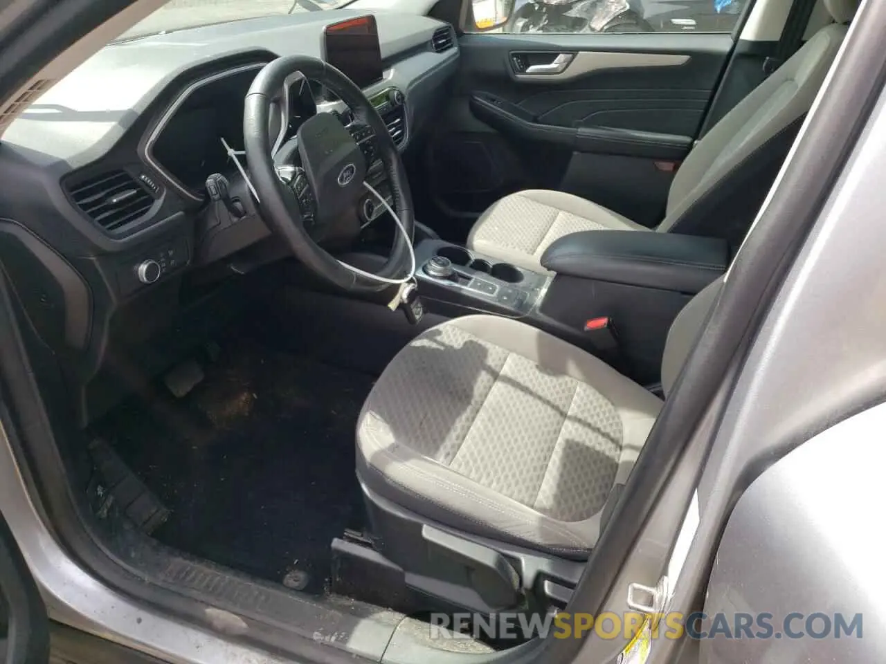 7 fotografías del automóvil dañado 1FMCU0G69MUA68514 FORD ESCAPE 2021