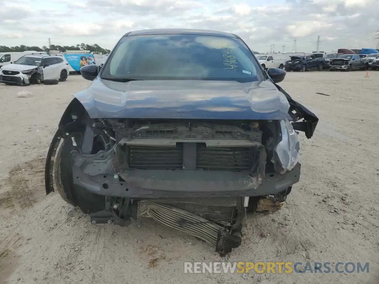 5 fotografías del automóvil dañado 1FMCU0G69MUA99066 FORD ESCAPE 2021