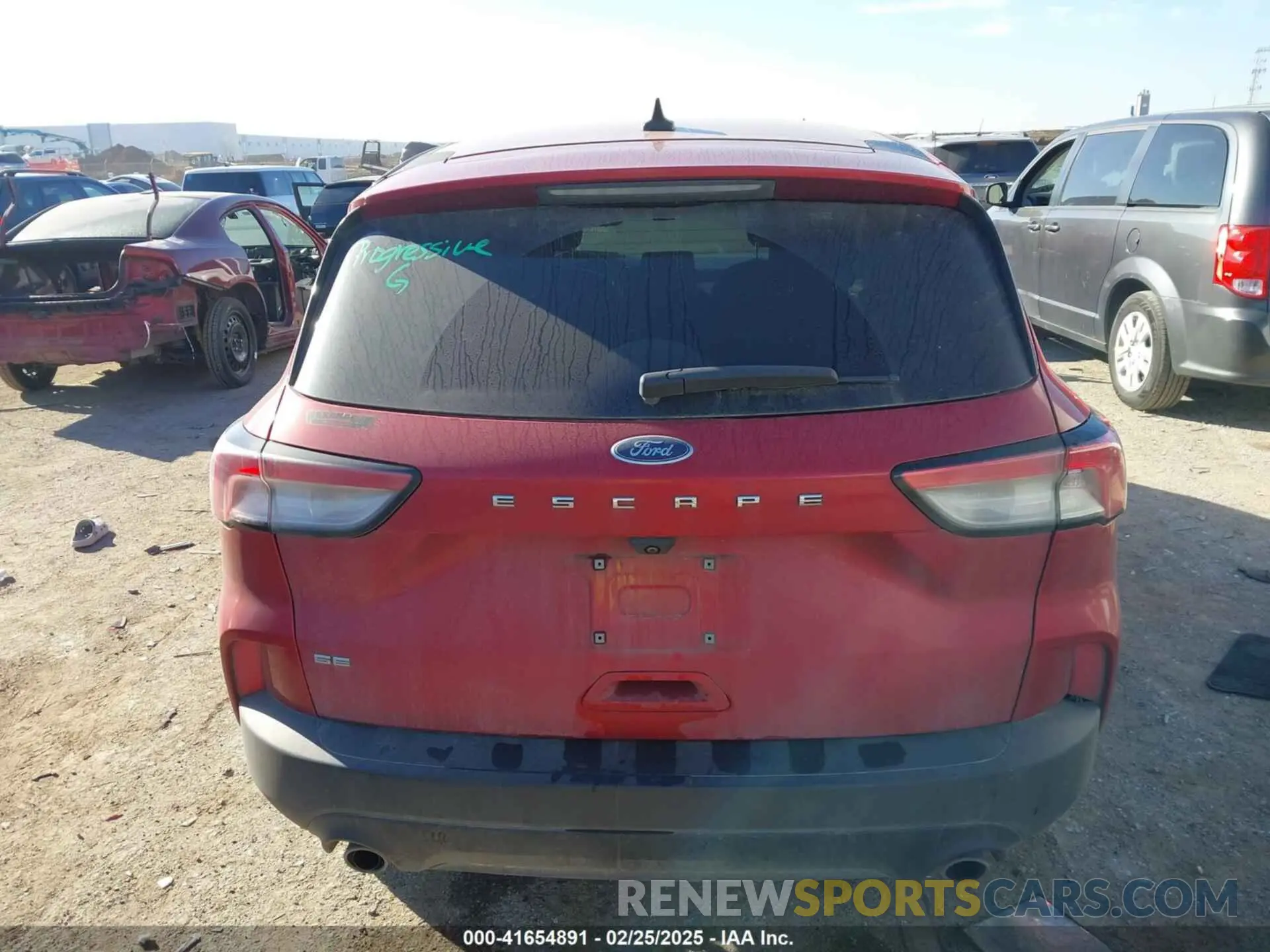 16 fotografías del automóvil dañado 1FMCU0G6XMUA20780 FORD ESCAPE 2021