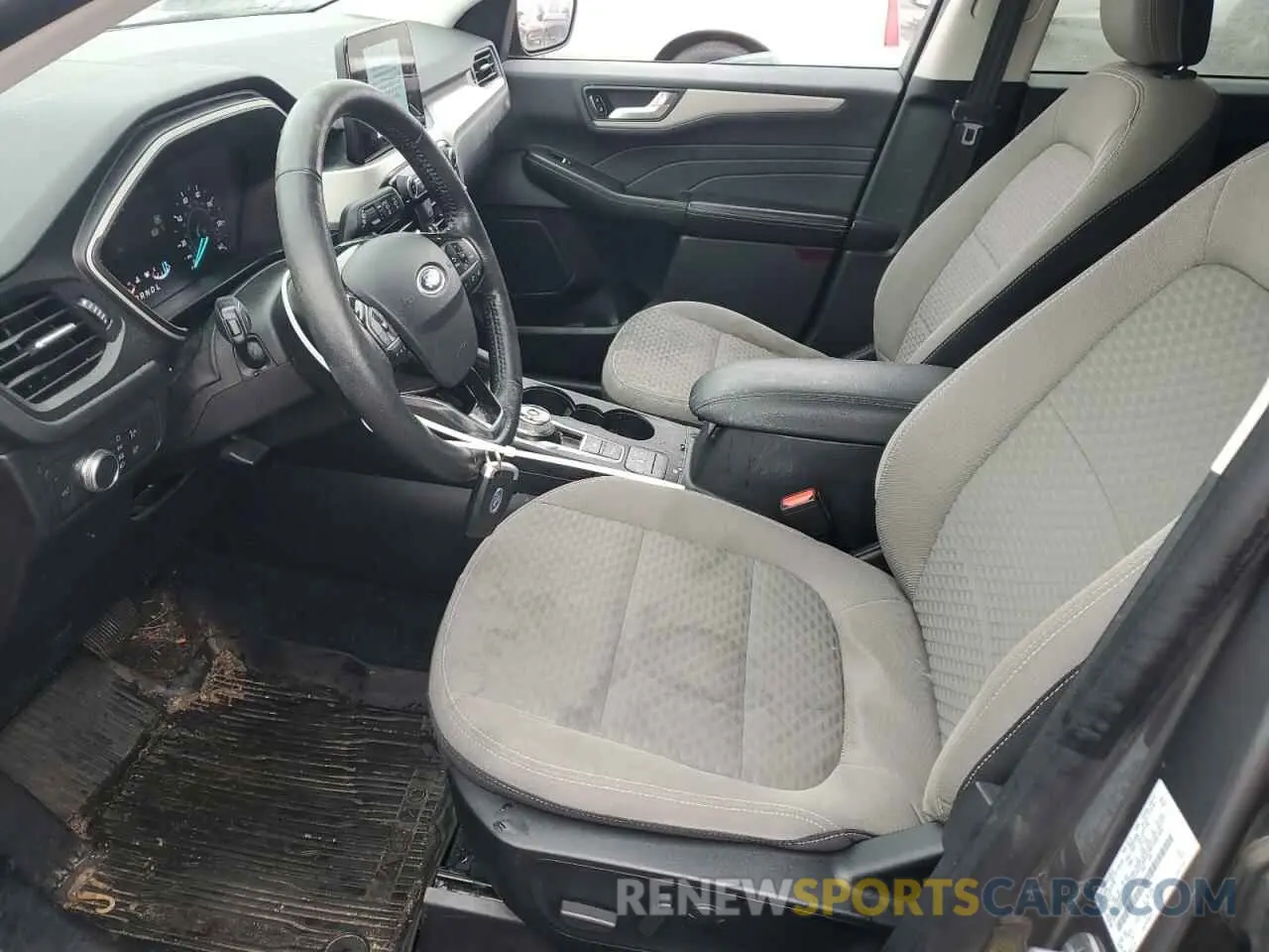 7 fotografías del automóvil dañado 1FMCU0G6XMUA34419 FORD ESCAPE 2021
