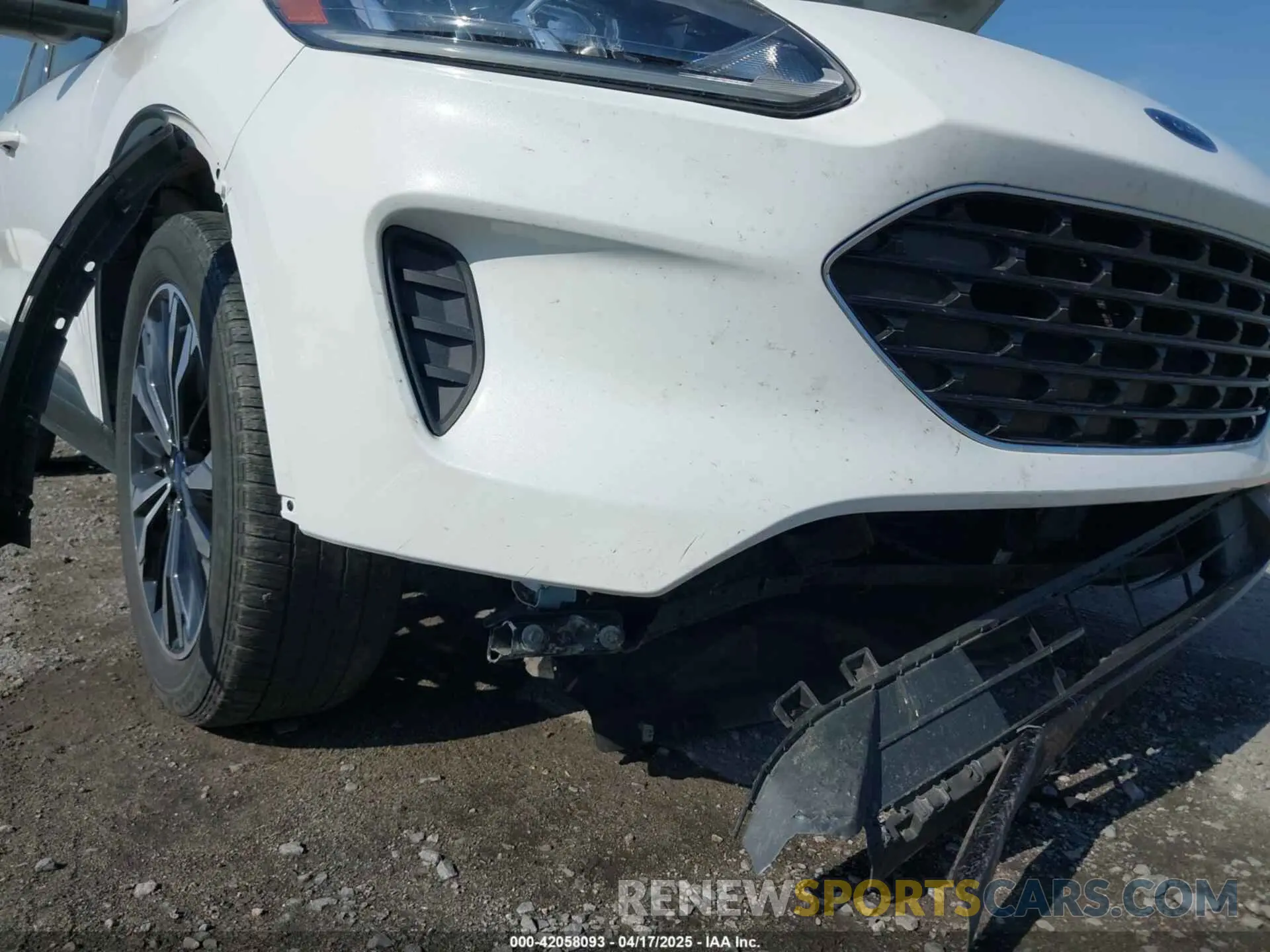 6 fotografías del automóvil dañado 1FMCU0G6XMUB32625 FORD ESCAPE 2021