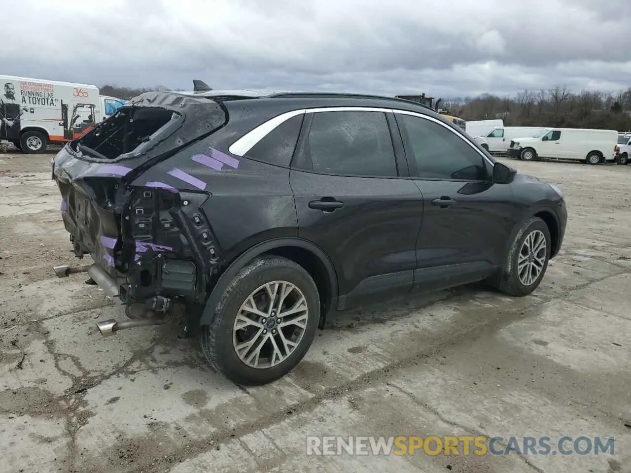 3 fotografías del automóvil dañado 1FMCU0H60MUA09527 FORD ESCAPE 2021