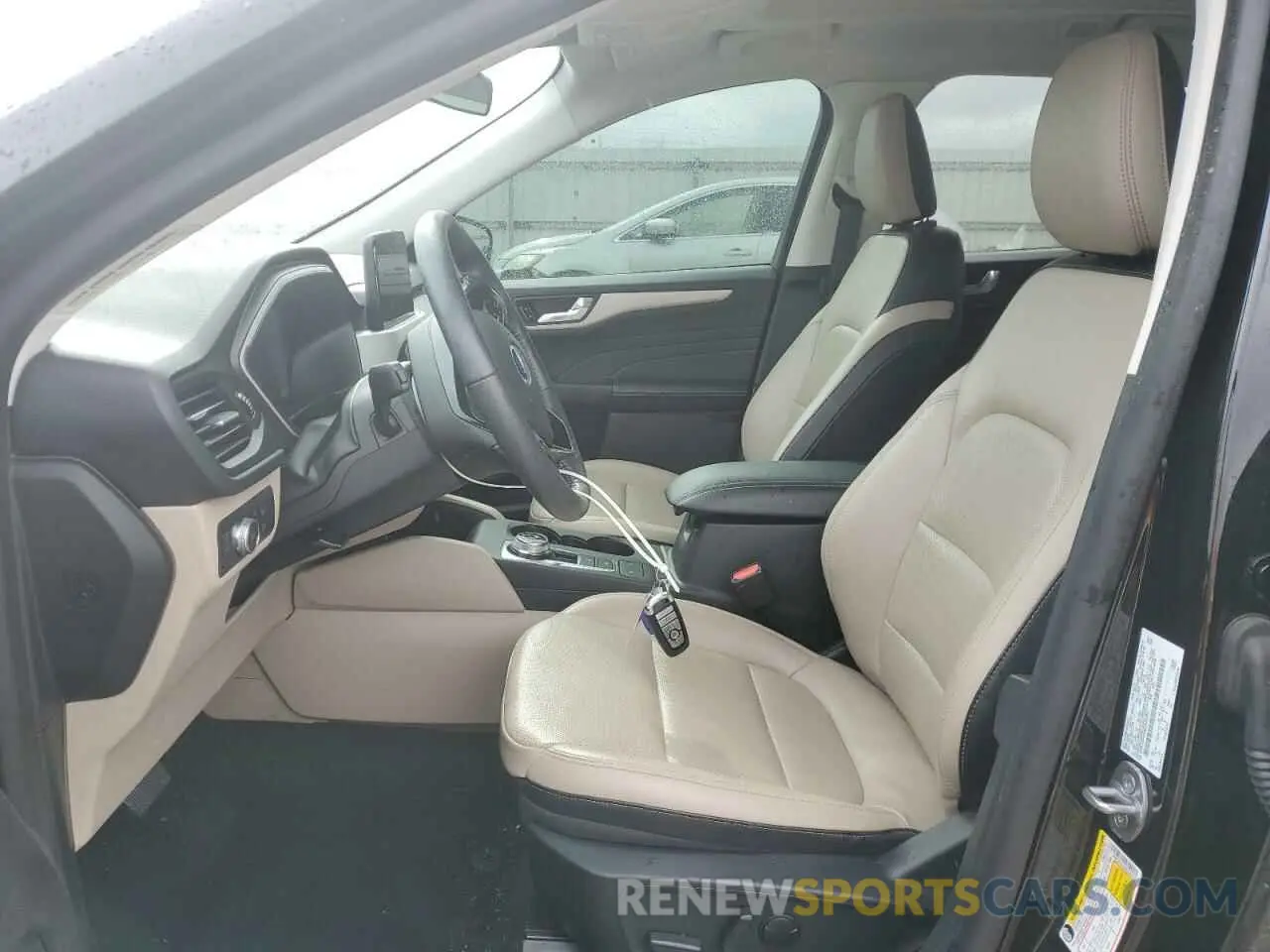 7 fotografías del automóvil dañado 1FMCU0H60MUA09527 FORD ESCAPE 2021