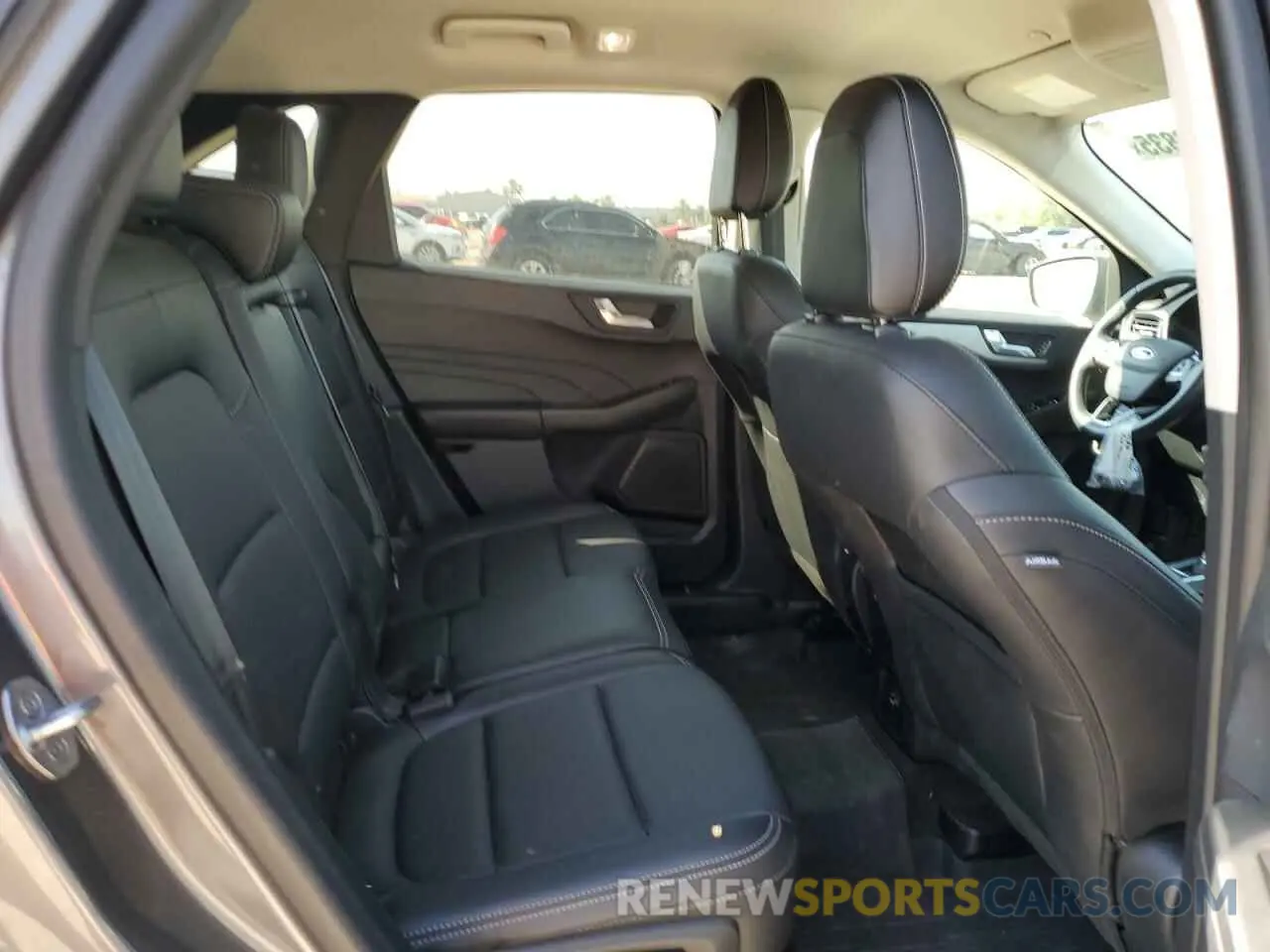 10 fotografías del automóvil dañado 1FMCU0H63MUB27782 FORD ESCAPE 2021