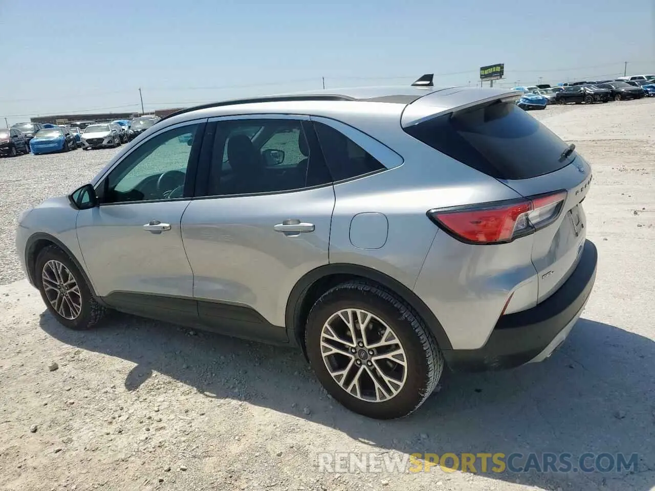 2 fotografías del automóvil dañado 1FMCU0H64MUA56348 FORD ESCAPE 2021