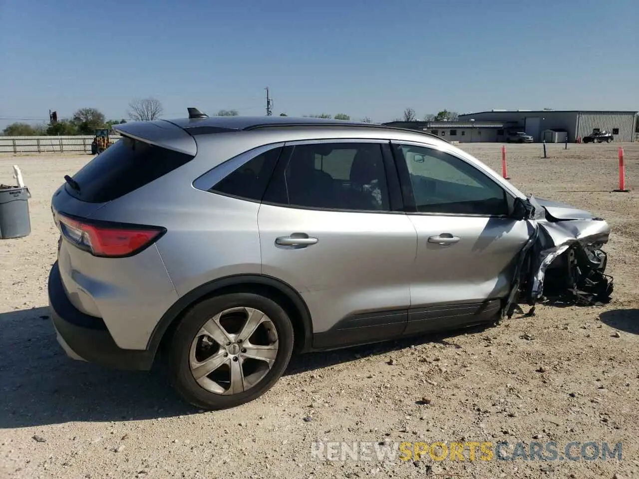 3 fotografías del automóvil dañado 1FMCU0H64MUA57452 FORD ESCAPE 2021