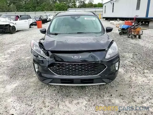 14 fotografías del automóvil dañado 1FMCU0H64MUB09355 FORD ESCAPE 2021