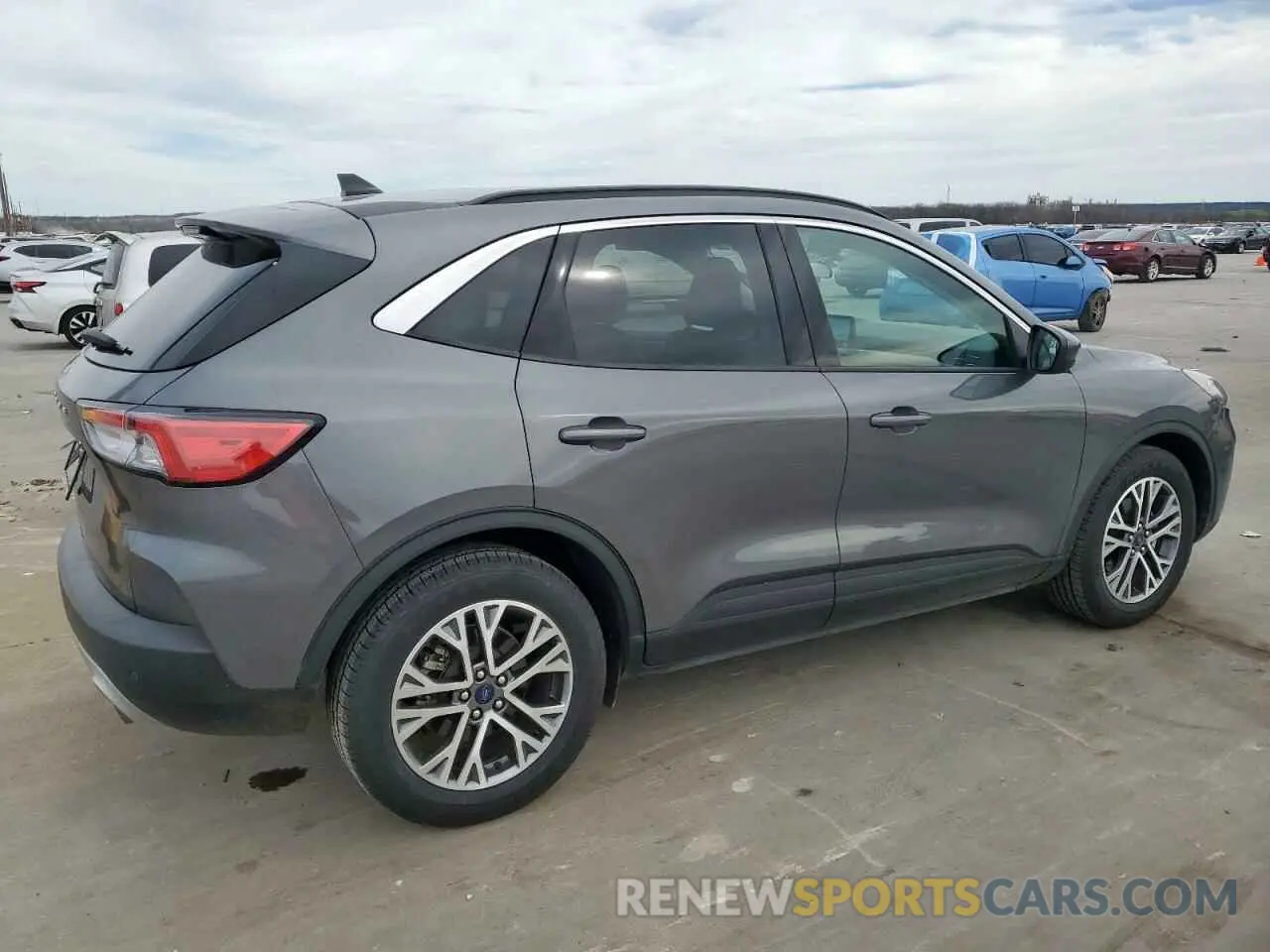3 fotografías del automóvil dañado 1FMCU0H66MUA01996 FORD ESCAPE 2021