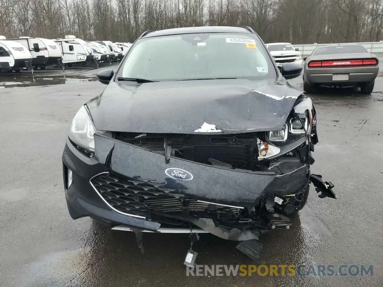 5 fotografías del automóvil dañado 1FMCU0H67MUA40399 FORD ESCAPE 2021