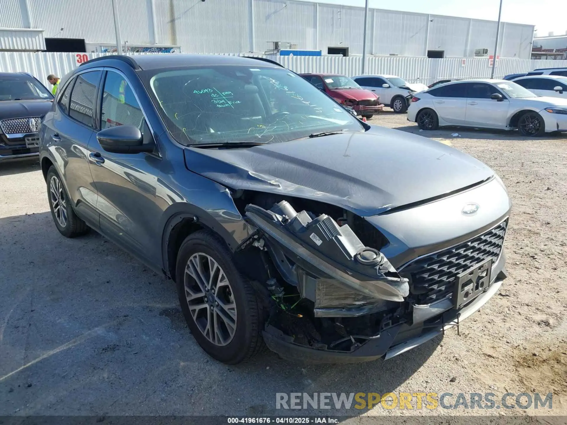 1 fotografías del automóvil dañado 1FMCU0H68MUA09727 FORD ESCAPE 2021