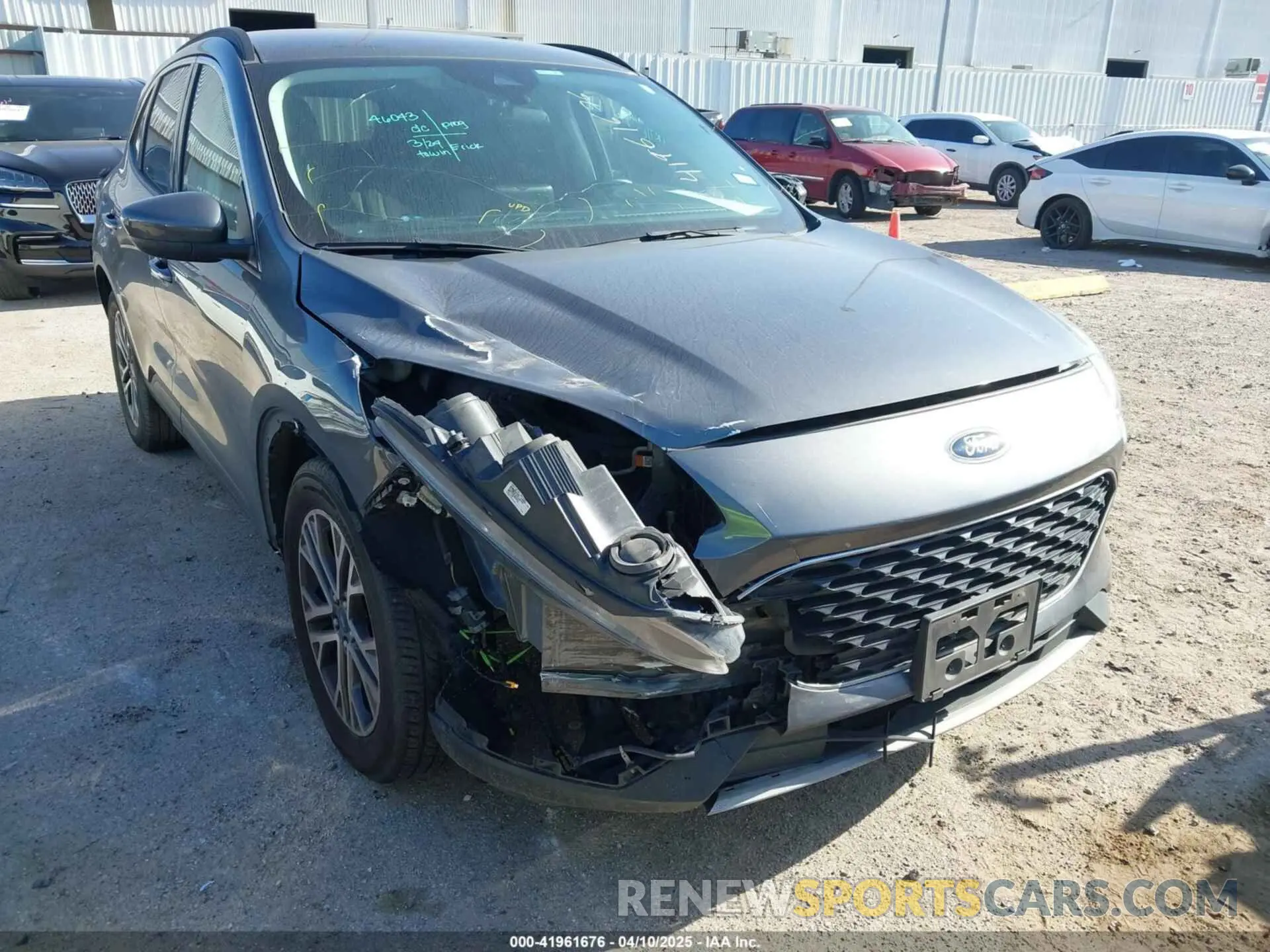 6 fotografías del automóvil dañado 1FMCU0H68MUA09727 FORD ESCAPE 2021