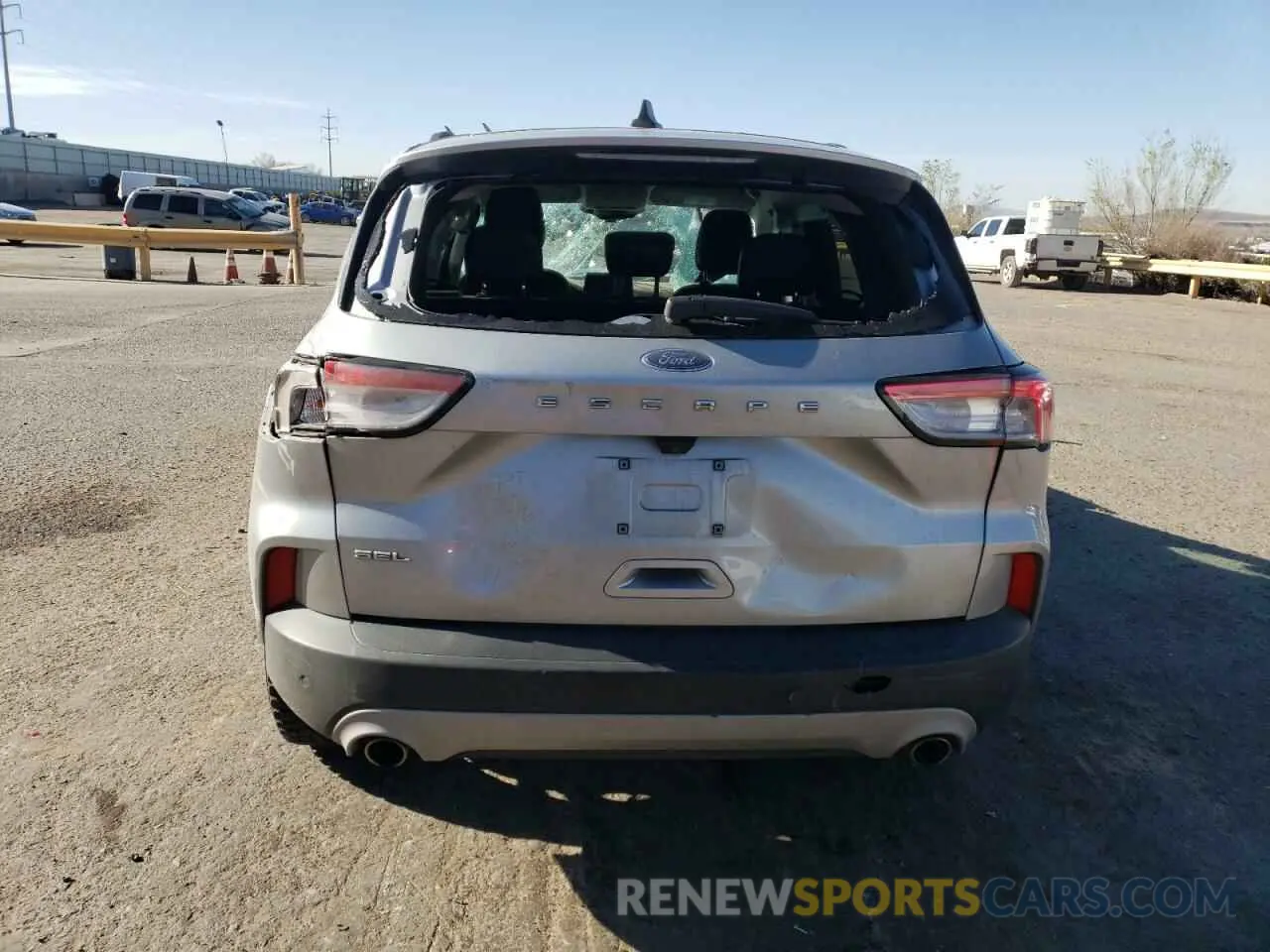 6 fotografías del automóvil dañado 1FMCU0H6XMUA57181 FORD ESCAPE 2021