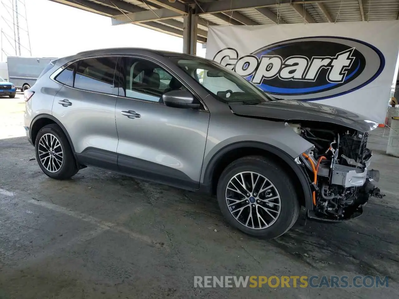4 fotografías del automóvil dañado 1FMCU0LZ1MUB18208 FORD ESCAPE 2021