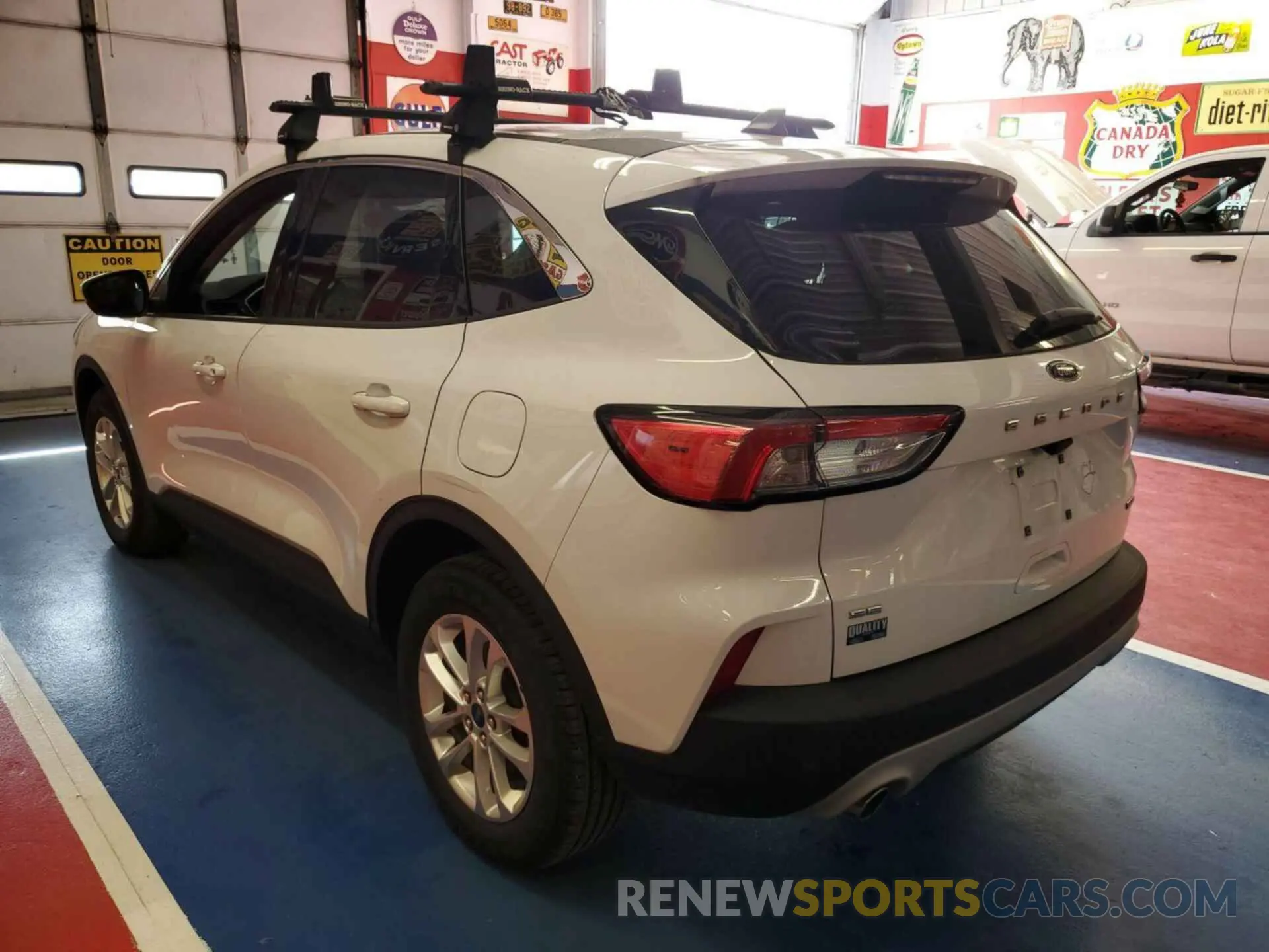 21 fotografías del automóvil dañado 1FMCU9BZ1MUA52572 FORD ESCAPE 2021