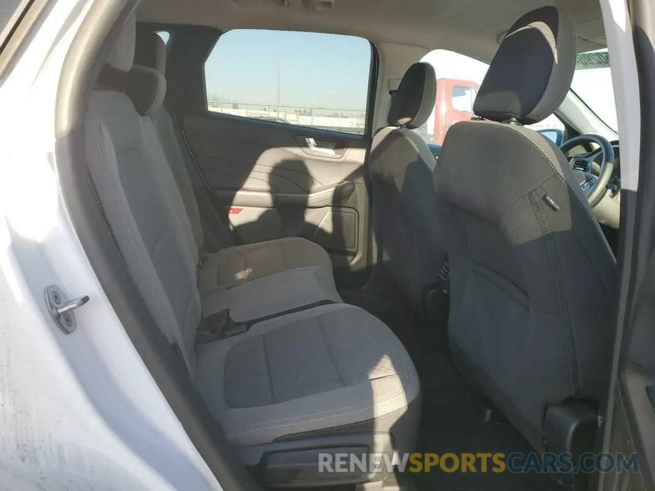 11 fotografías del automóvil dañado 1FMCU9BZ2MUB03223 FORD ESCAPE 2021