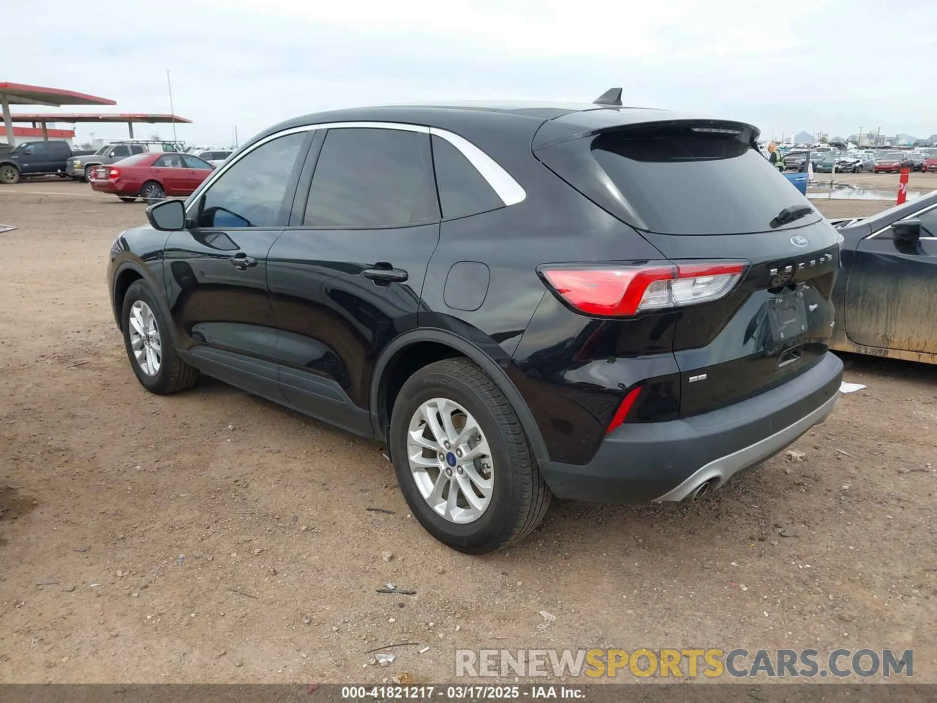 3 fotografías del automóvil dañado 1FMCU9BZ3MUA83855 FORD ESCAPE 2021