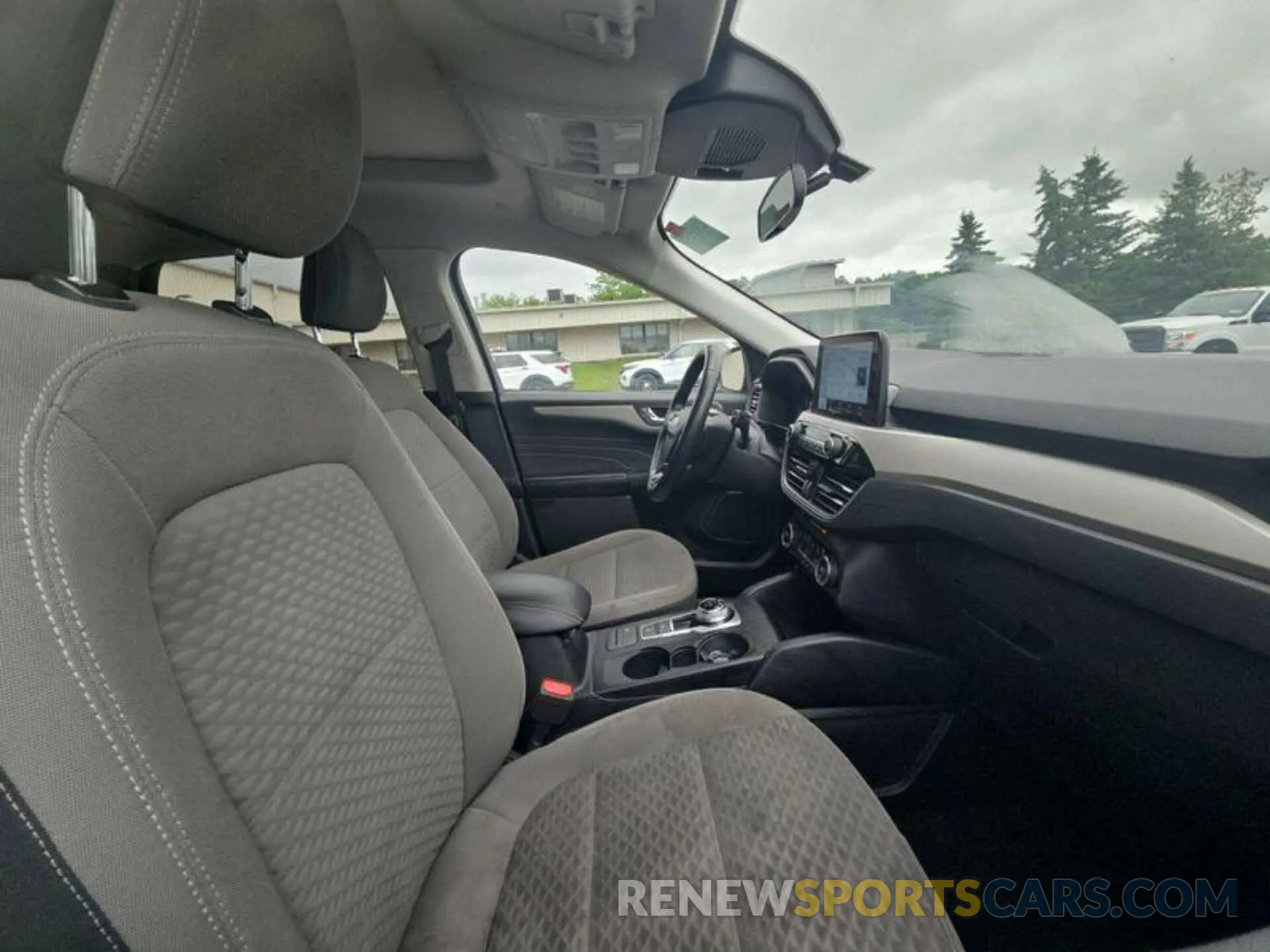 16 fotografías del automóvil dañado 1FMCU9BZ4MUA33420 FORD ESCAPE 2021