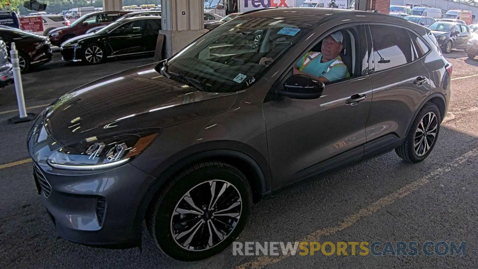 34 fotografías del automóvil dañado 1FMCU9BZ4MUA33420 FORD ESCAPE 2021