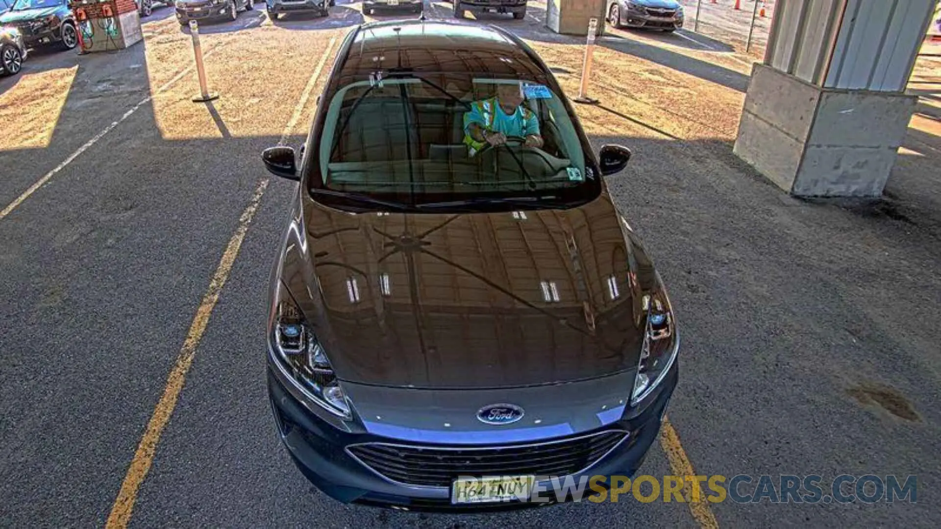 36 fotografías del automóvil dañado 1FMCU9BZ4MUA33420 FORD ESCAPE 2021