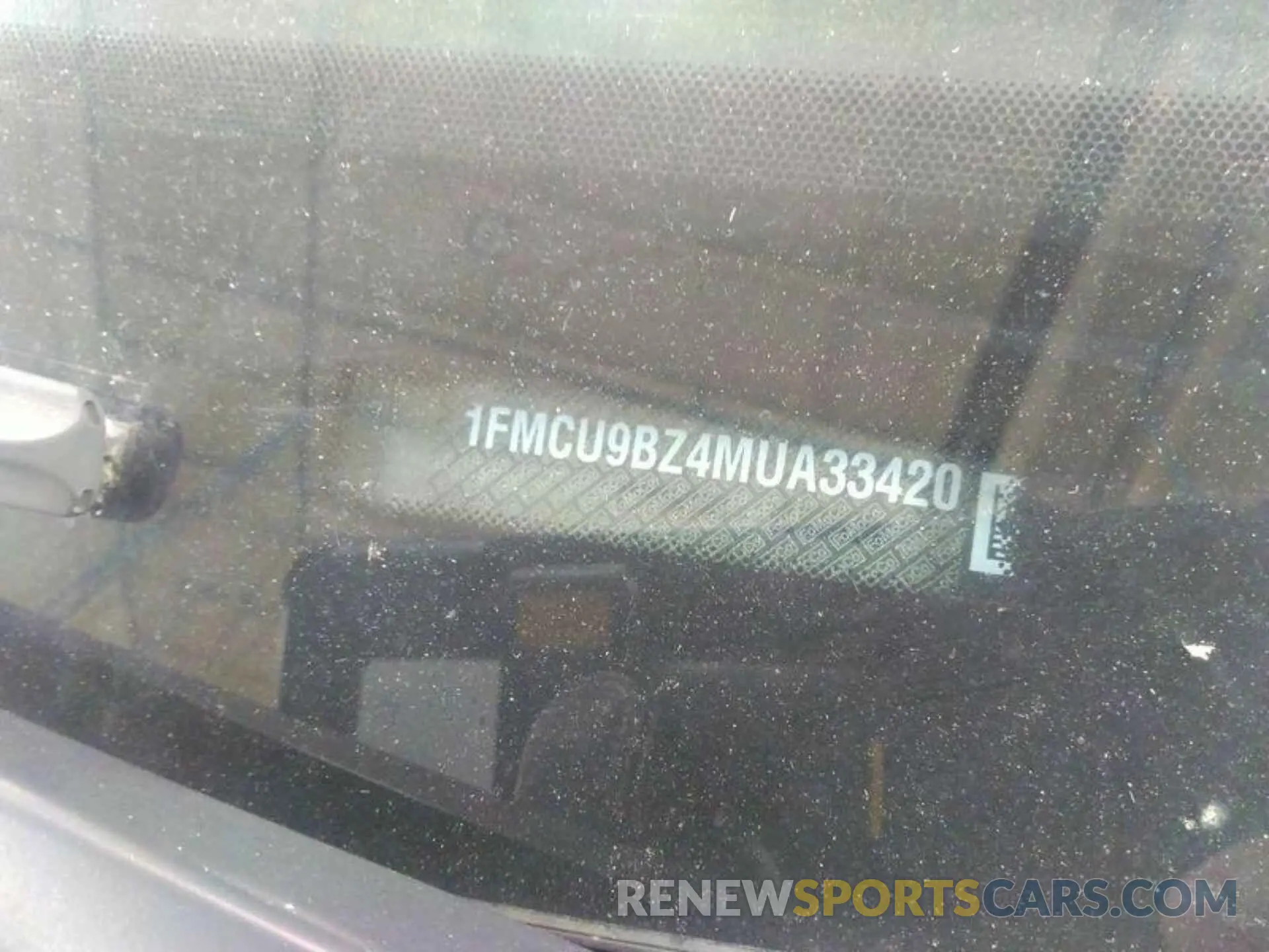4 fotografías del automóvil dañado 1FMCU9BZ4MUA33420 FORD ESCAPE 2021