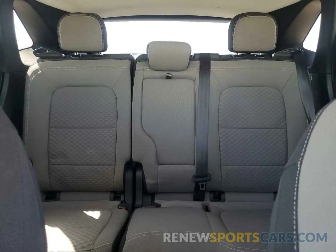 10 fotografías del automóvil dañado 1FMCU9BZ6MUA12214 FORD ESCAPE 2021