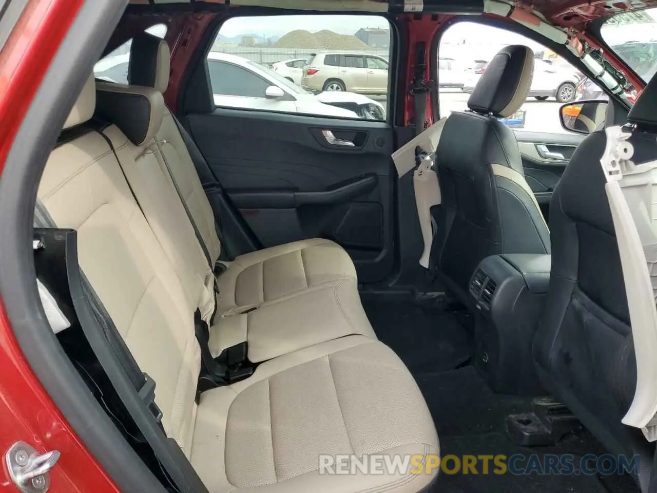 10 fotografías del automóvil dañado 1FMCU9CZ9MUA30303 FORD ESCAPE 2021