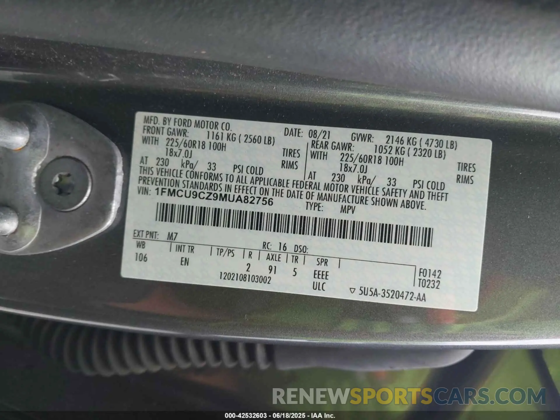9 fotografías del automóvil dañado 1FMCU9CZ9MUA82756 FORD ESCAPE 2021
