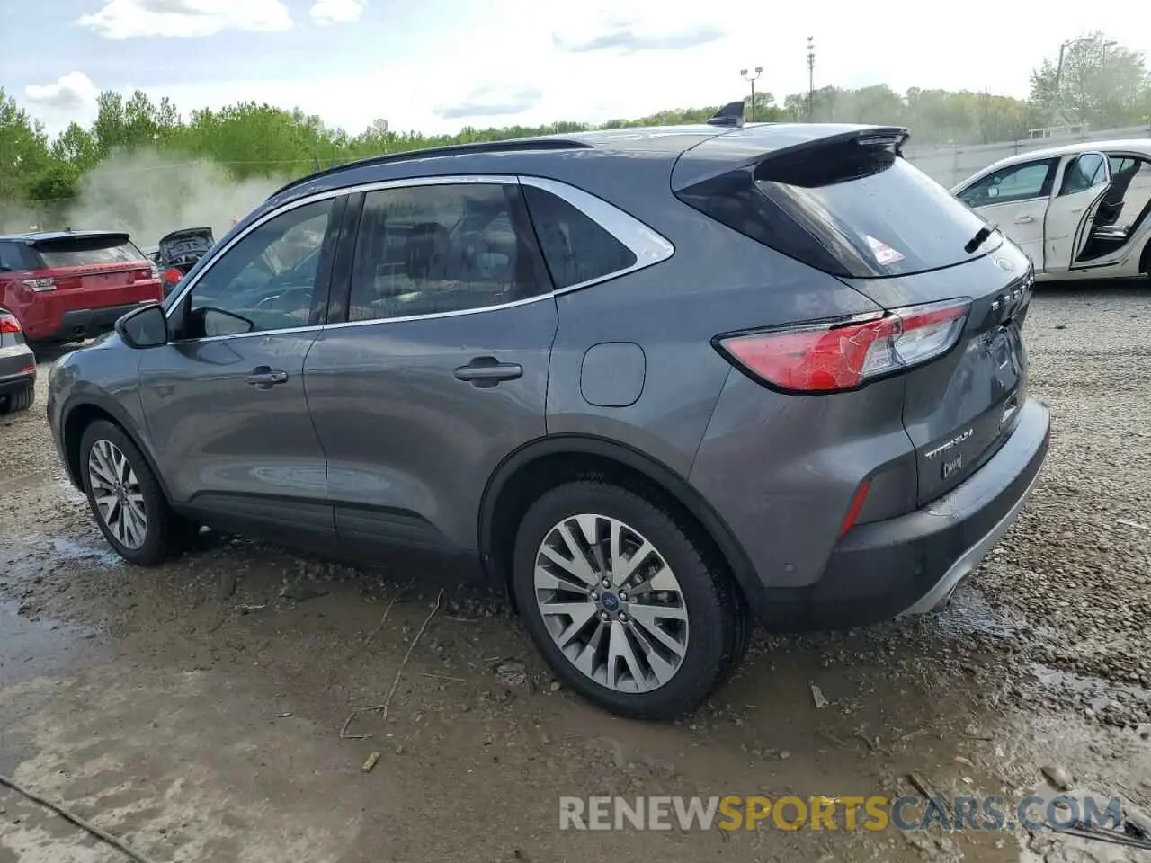 2 fotografías del automóvil dañado 1FMCU9DZ4MUA56645 FORD ESCAPE 2021
