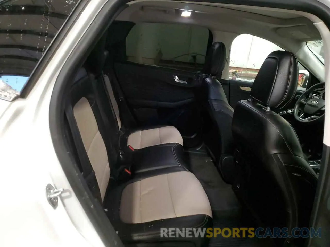 11 fotografías del automóvil dañado 1FMCU9DZ6MUA53908 FORD ESCAPE 2021