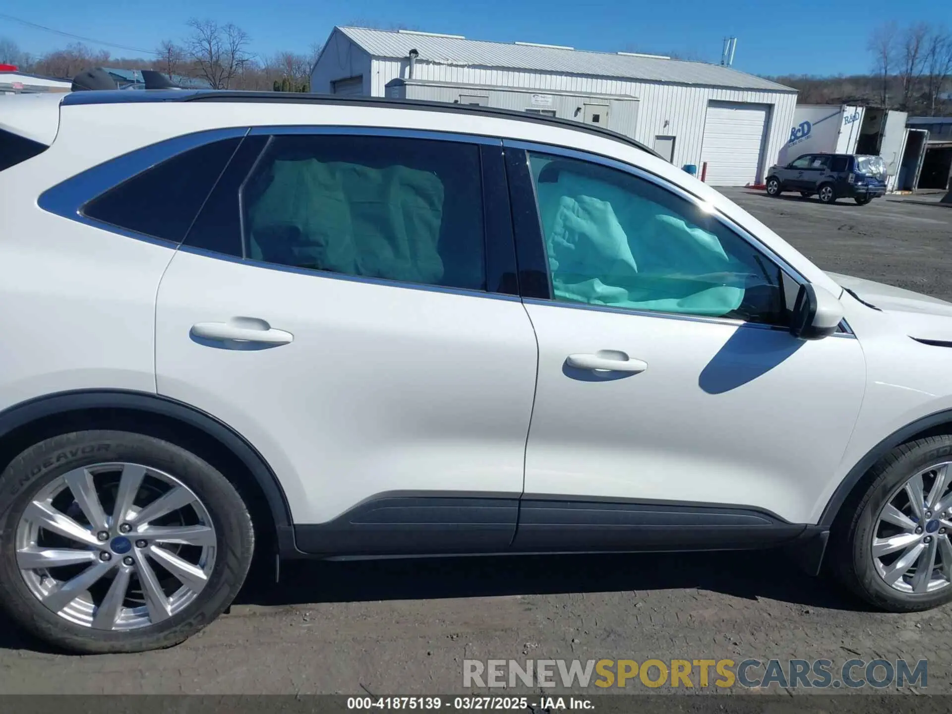13 fotografías del automóvil dañado 1FMCU9DZ8MUA21042 FORD ESCAPE 2021